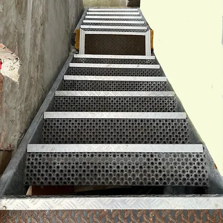 Zolderstudio Dichtbij Goffert Met Eigen Badkamer En Wc, Eigen Keuken, Eigen Ingang ネイメーヘン